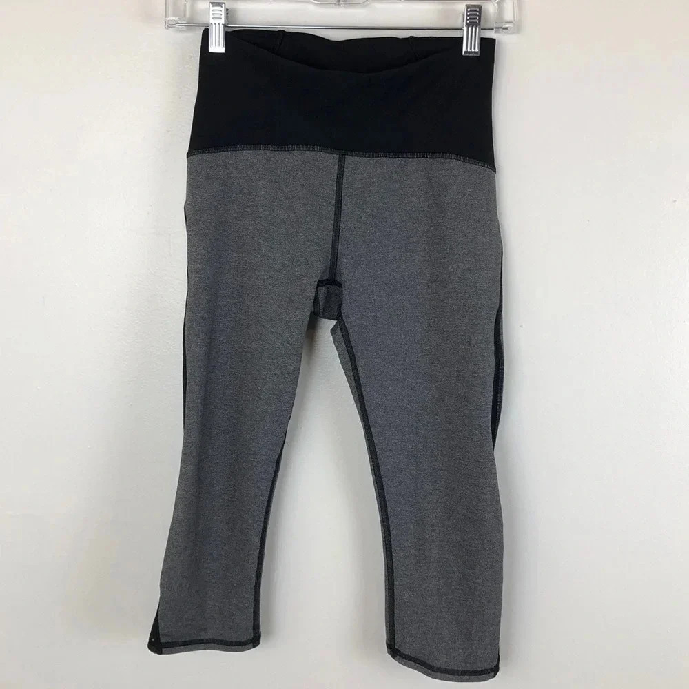 Lululemon Athletica Trains Times Crop 17”‎ Heathered Pant - Picture 6 of 12